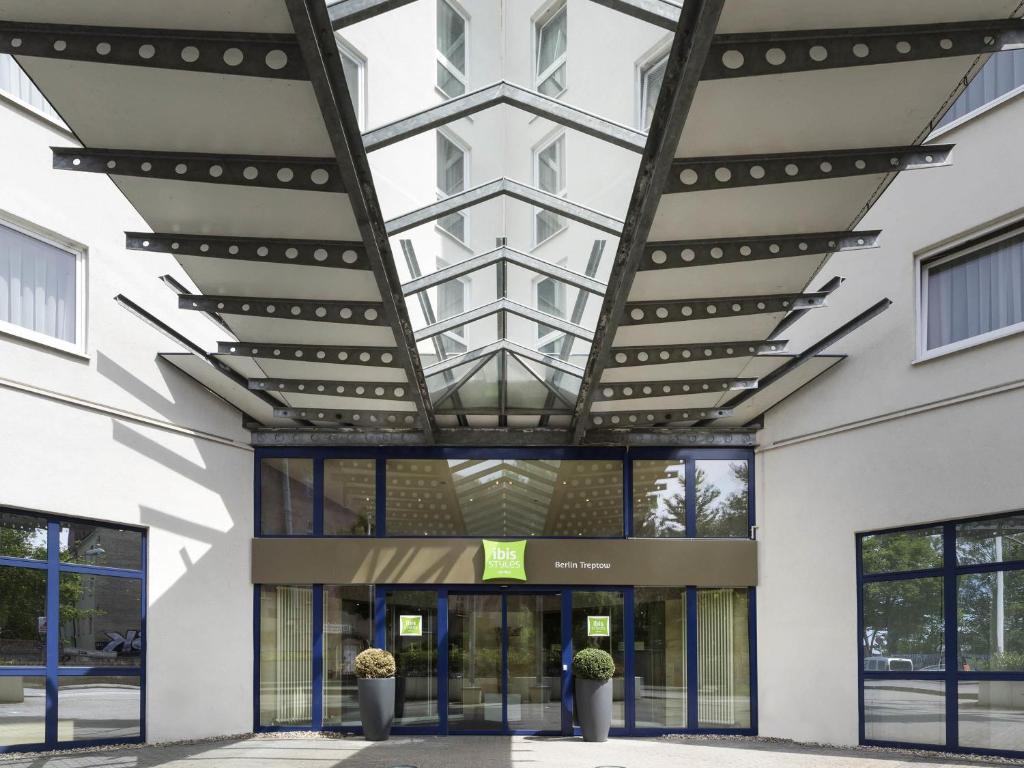 ibis Styles Berlin Treptow - Resim 1