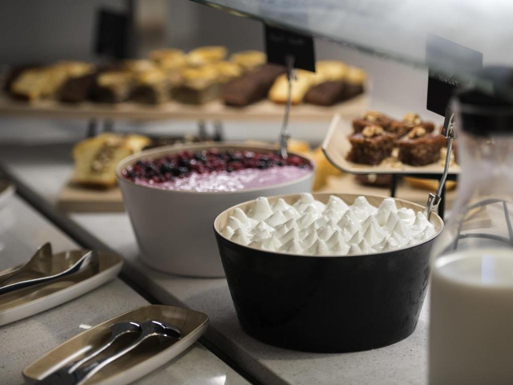 ibis Styles Athens Routes - Resim 39