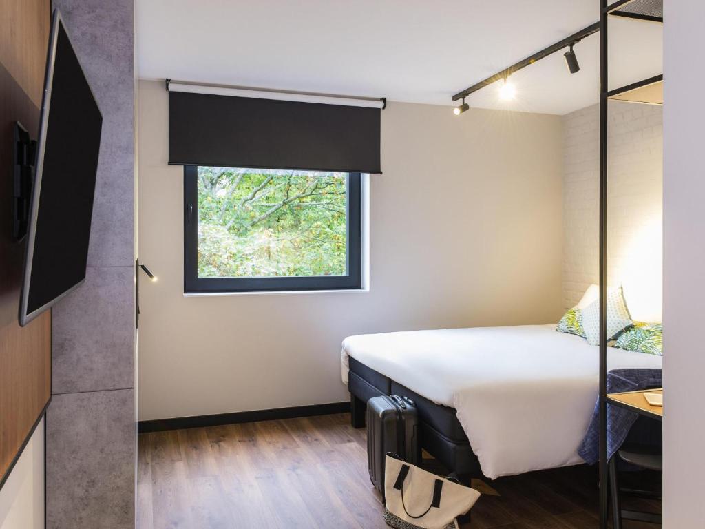 ibis Brussels Centre Chatelain - Resim 5