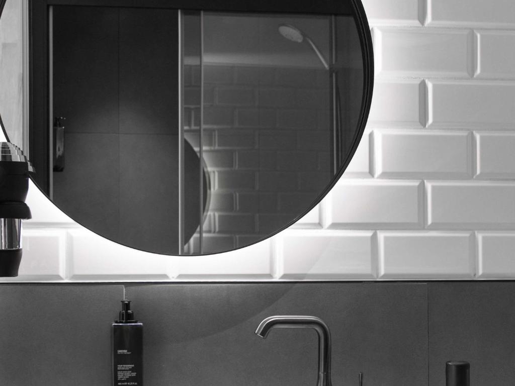 ibis Brussels Centre Chatelain - Resim 19