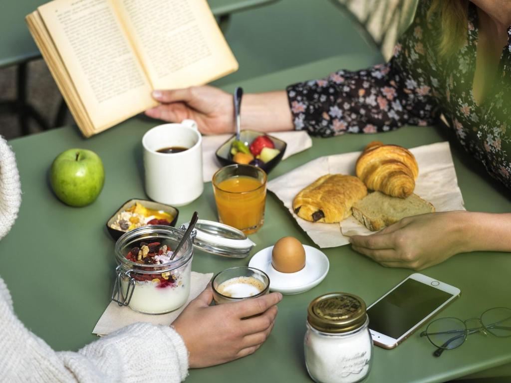 ibis Brussels Centre Chatelain - Resim 25