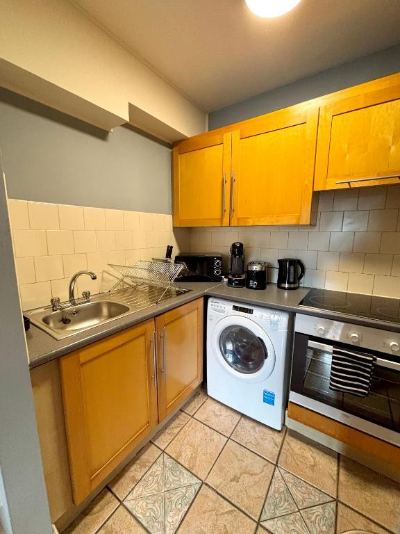 Leevin Studios - Resim 44