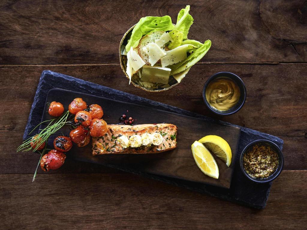 Grand Plaza Mövenpick Media City - Resim 35