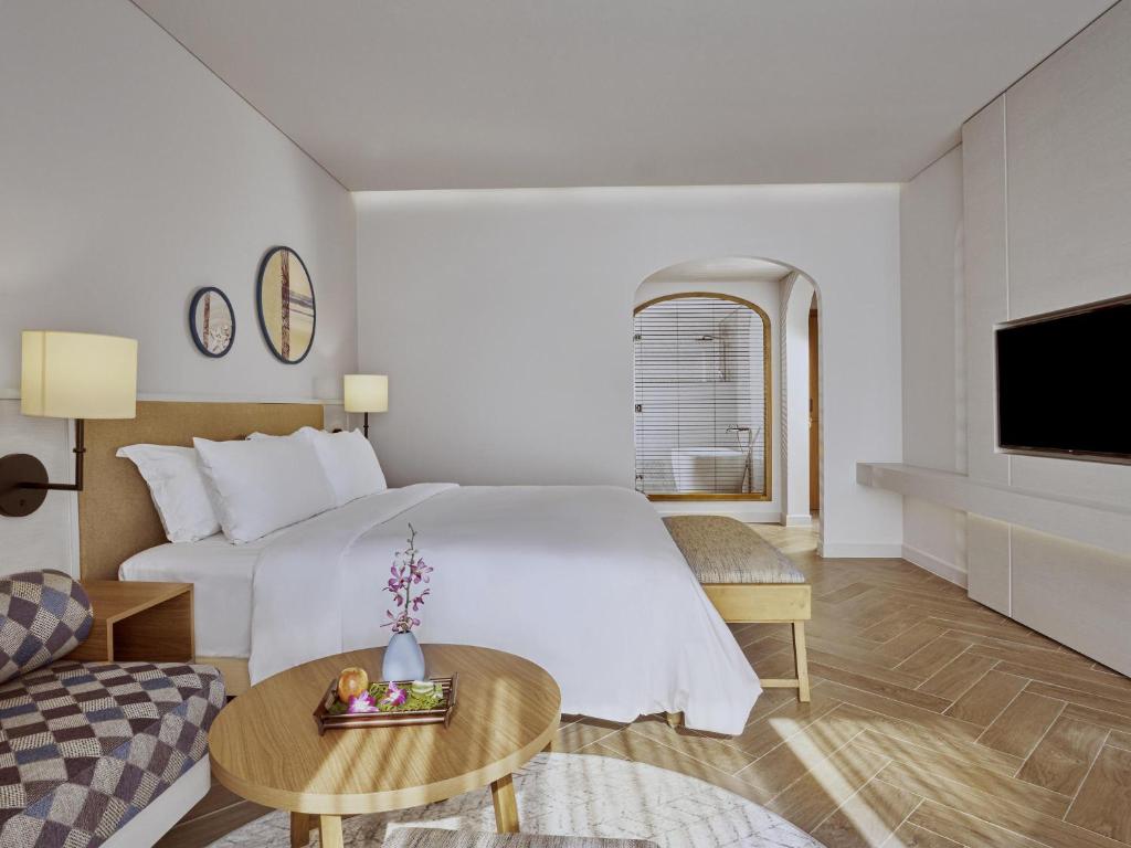 Family Room with One King Bed and Bunk Bed and Sea View