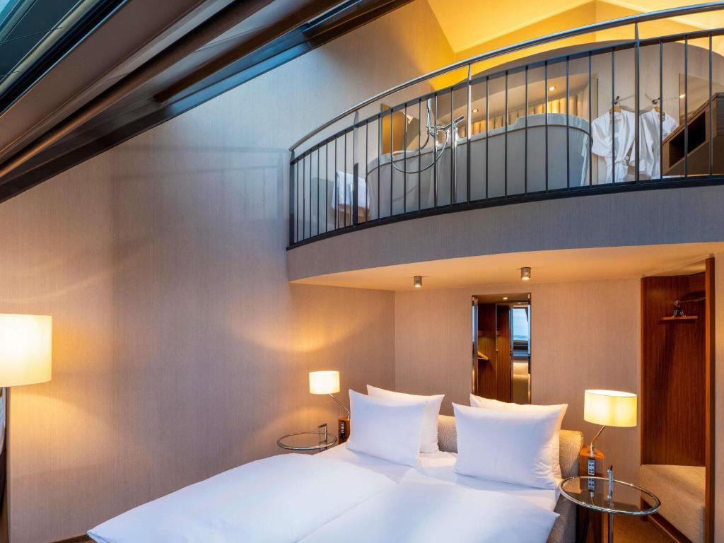 MÖVENPICK Hotel Hamburg City - Resim 11