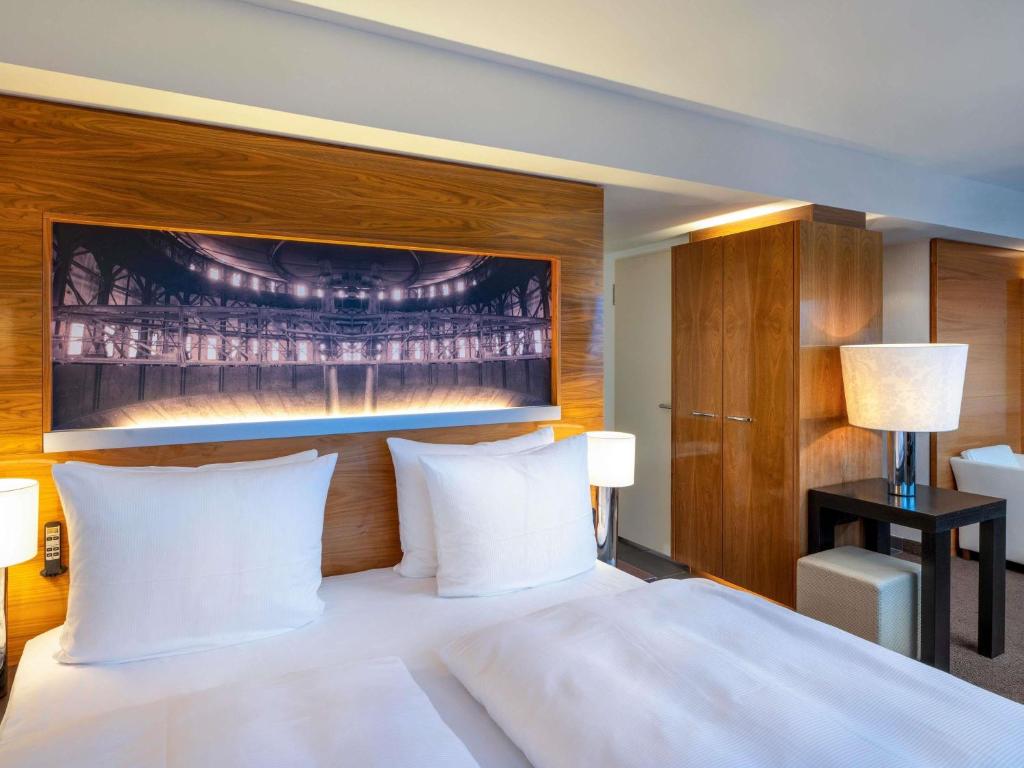 MÖVENPICK Hotel Hamburg City - Resim 34