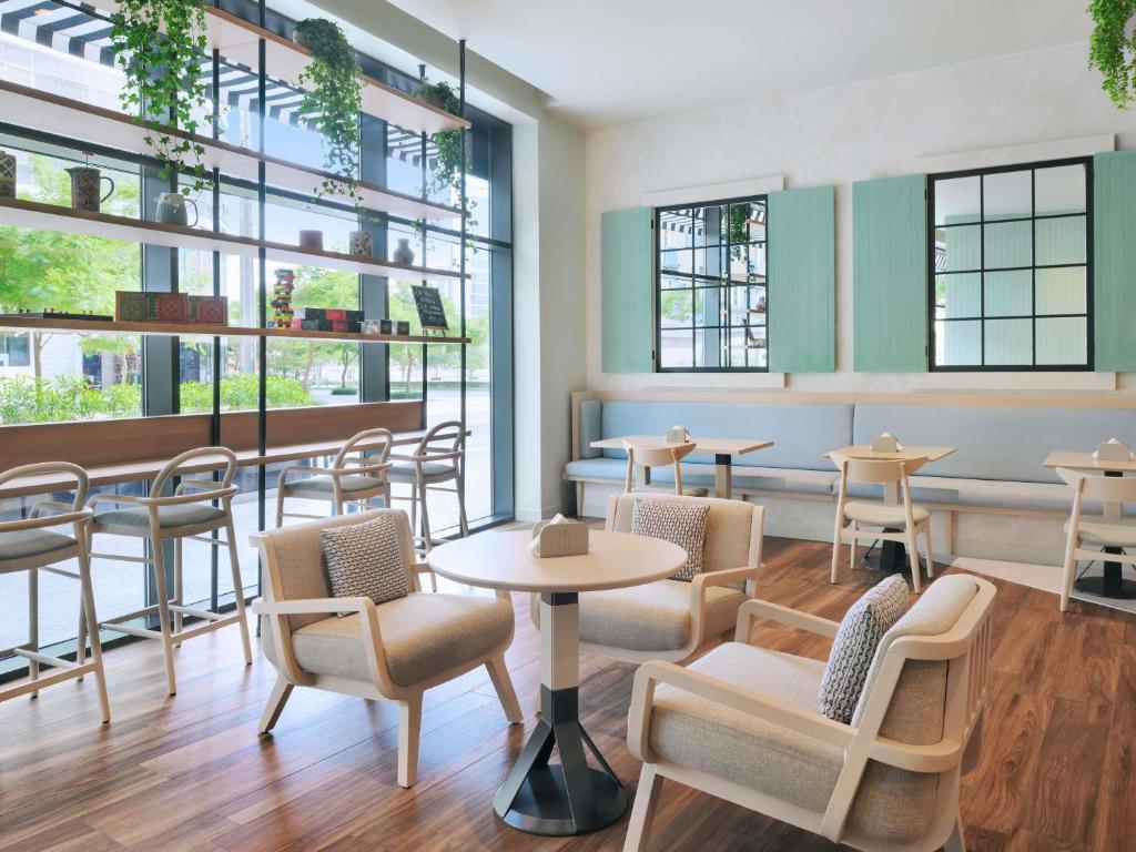 Mövenpick Hotel Apartments Downtown Dubai - Resim 44