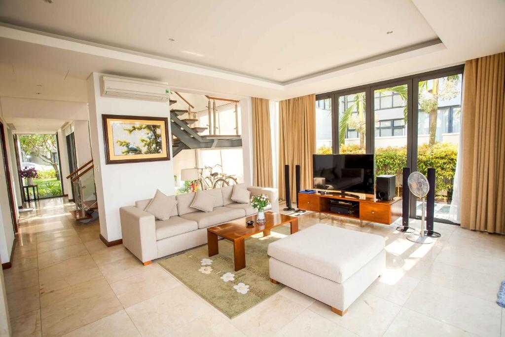 Biệt Thự 2 Phòng Ngủ Với Hồ Bơi Riêng