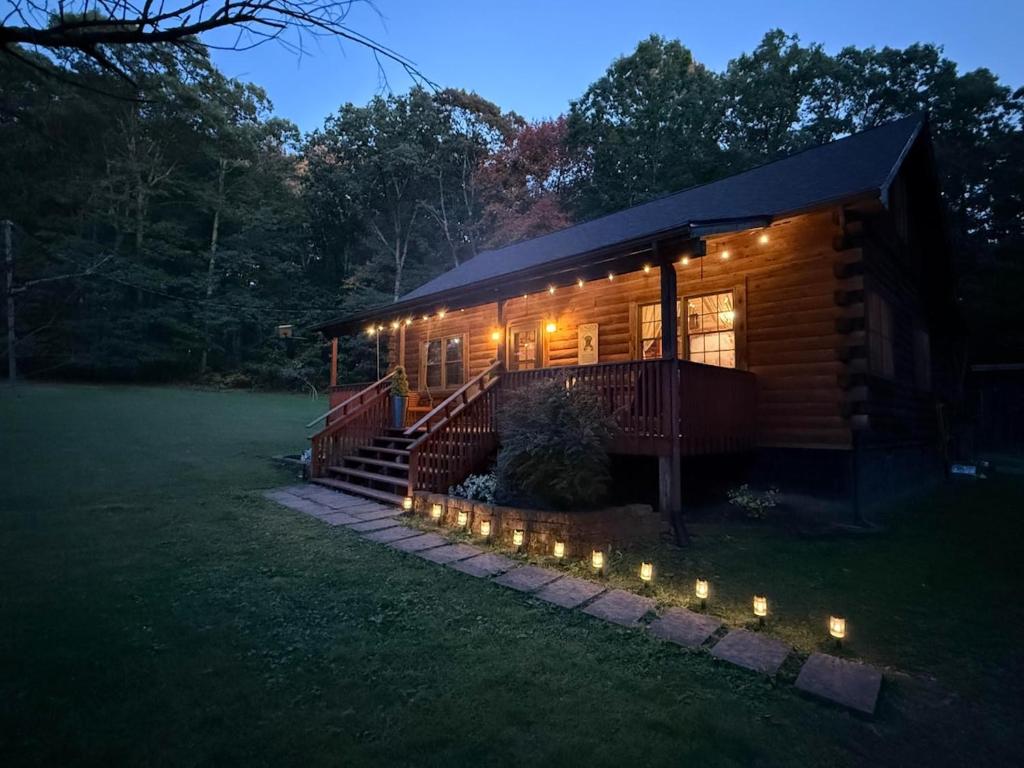 Το κτήριο όπου στεγάζεται  η παραθεριστική κατοικία