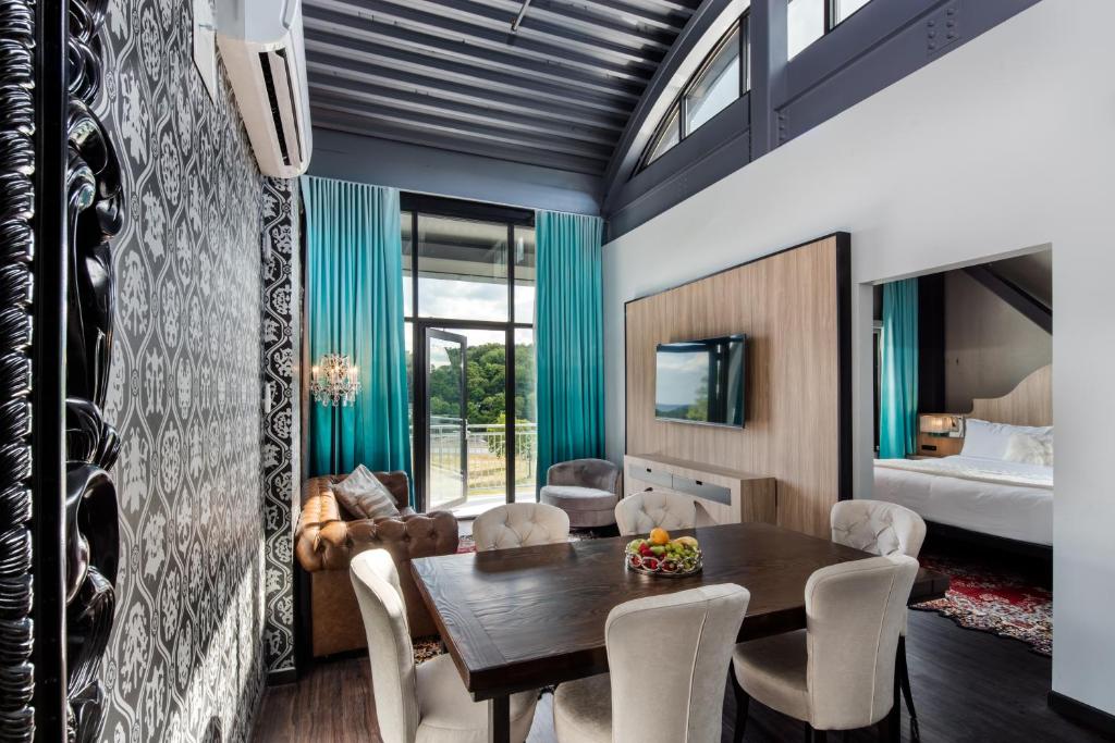 Hotel Nyack, a JdV by Hyatt Hotel - King Suite Avec Balcon Et Douche Accessible En Rouleau - Accès Au Handicap