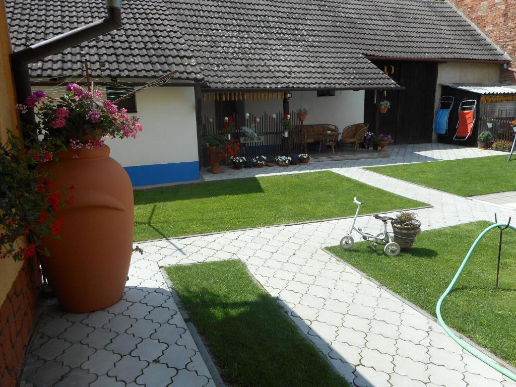 Zahrada ubytování Slovácká chalupa