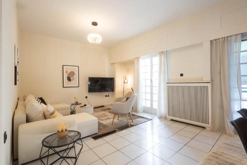 Acropolis Canvas-3BDR