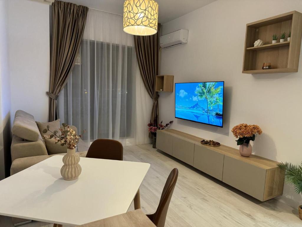 Televisyen dan/atau pusat hiburan di ArtHome