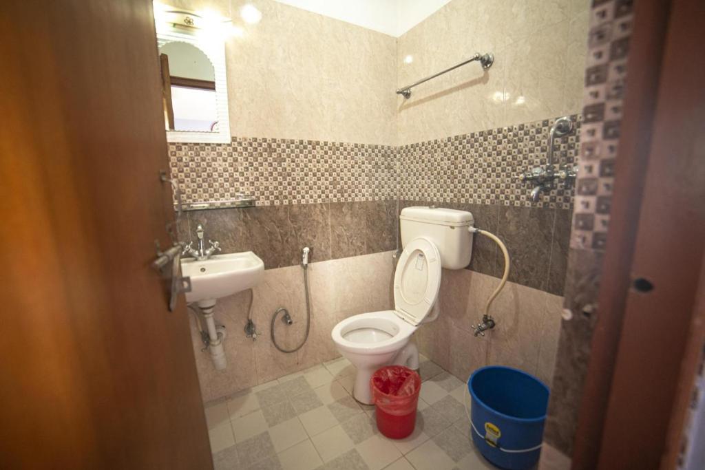 Um banheiro em Paundur Community Homestay