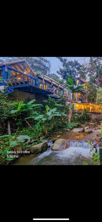 Voraman Hut - Resim 12