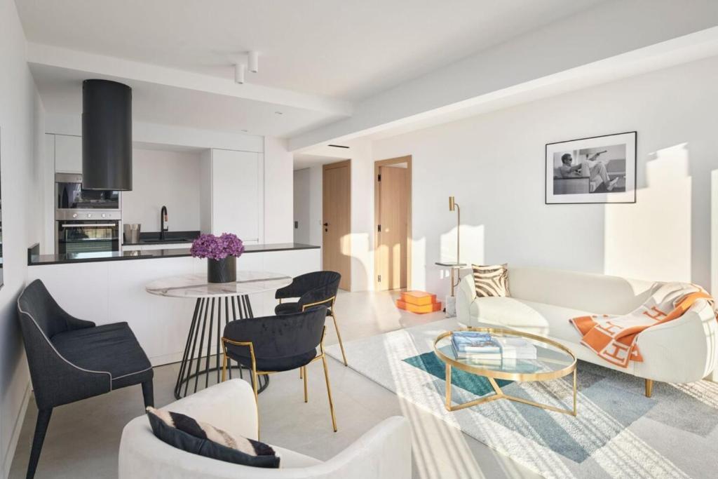 Wdf 2 bedroom heart of Cannes