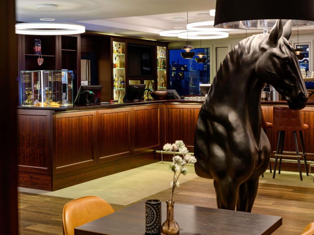 Aparthotel Adagio Frankfurt City Messe - Resim 4