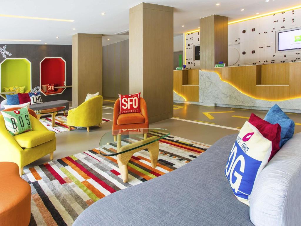 Posezení v ubytování Ibis Styles Bangkok Sukhumvit 50