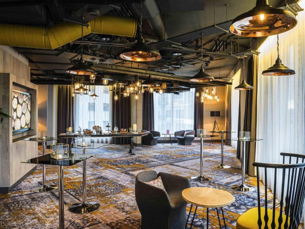 Novotel London Canary Wharf - Resim 5