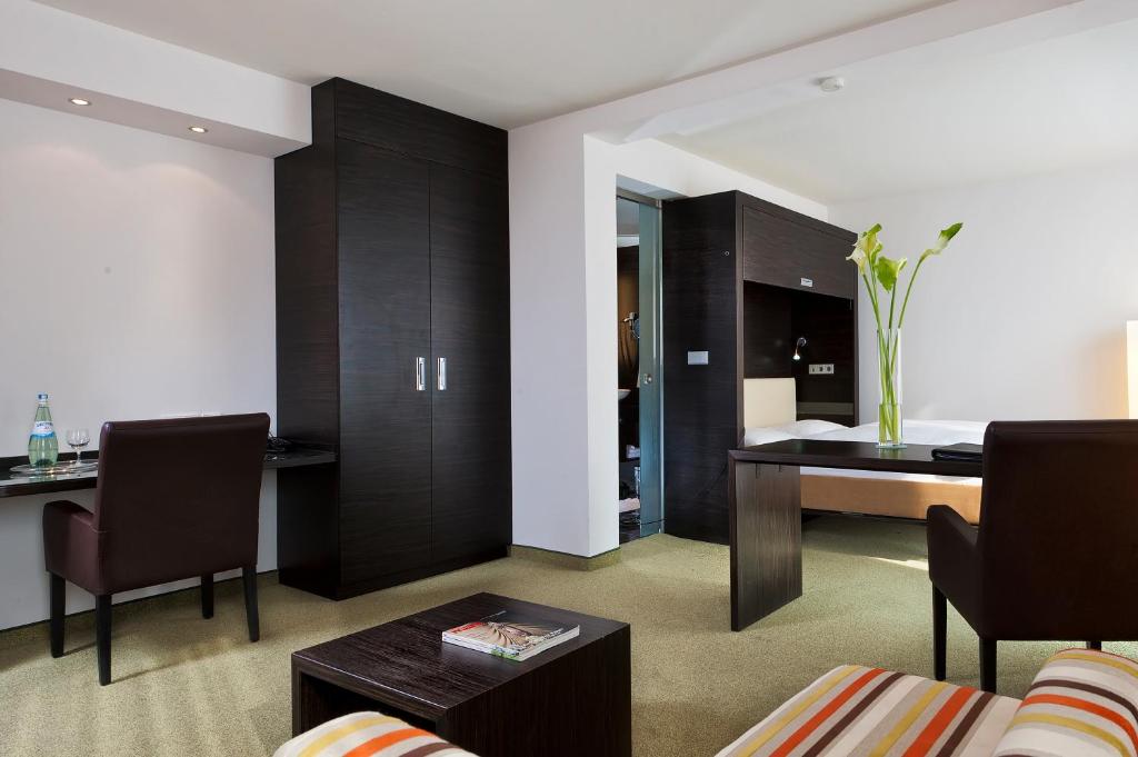 
Superior Studio - Annex Building
