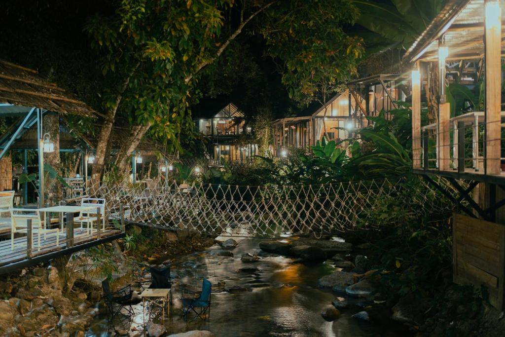 Voraman Hut - Resim 5