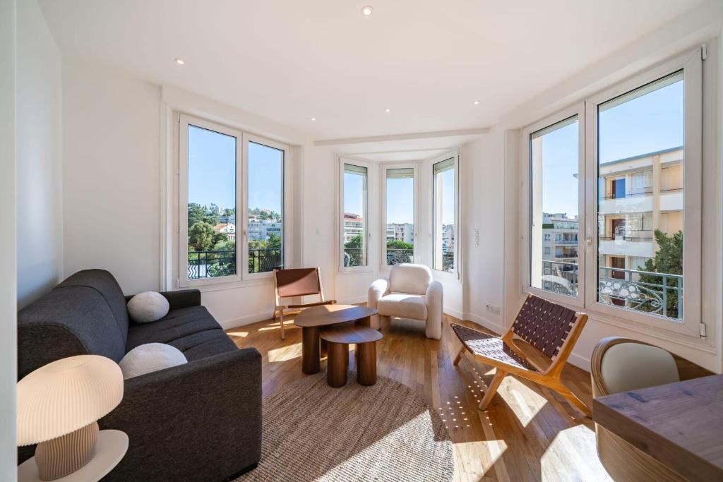 Superb two-bedroom near the Croisette