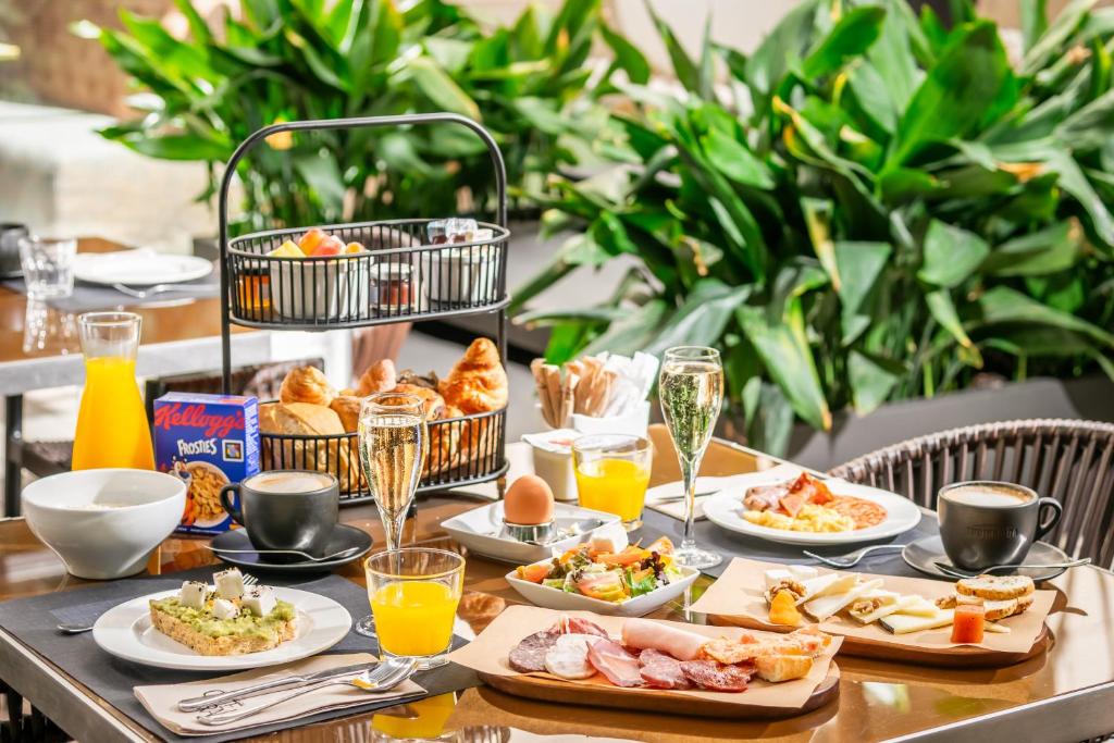 Hotel Barcelona Catedral 4 Sup - 13