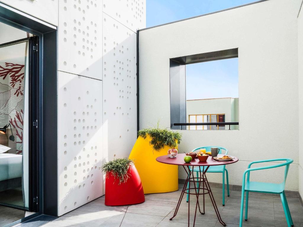 ibis Styles Barcelona City Bogatell - Resim 18