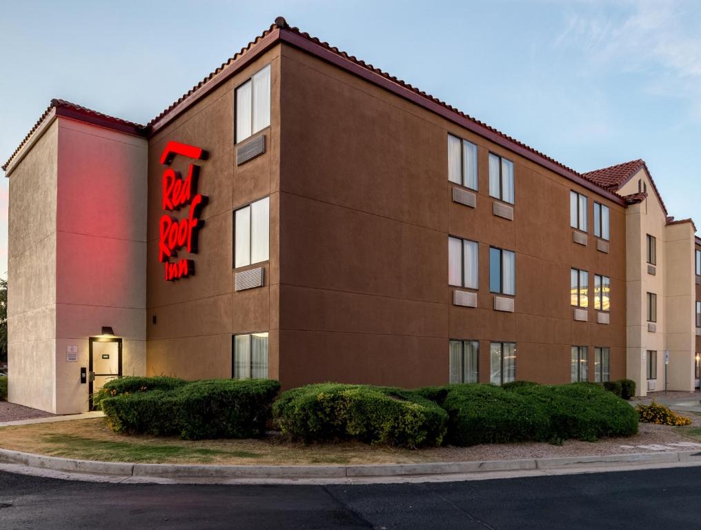 Red Roof Inn Phoenix North - I-17 at Bell Rd photo