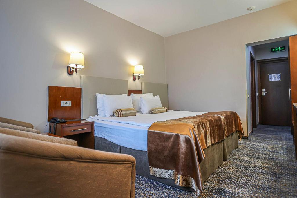 Grand Hotel Napoca - Resim 41