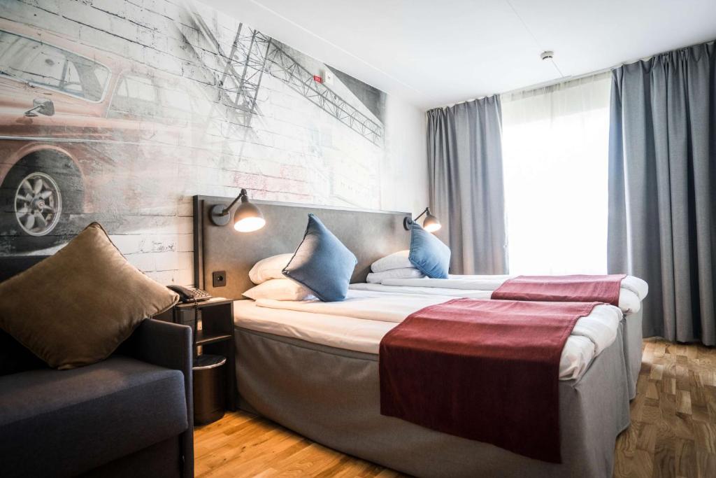 
Standard Family Room
