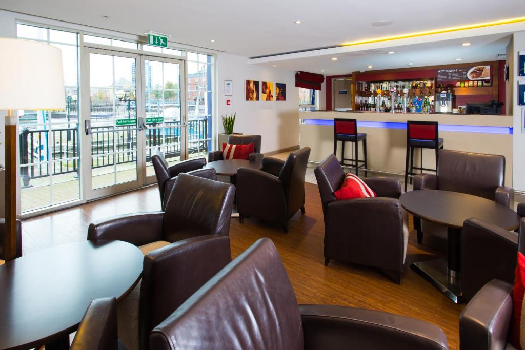 Holiday Inn Express Manchester - Salford Quays by IHG - Resim 24