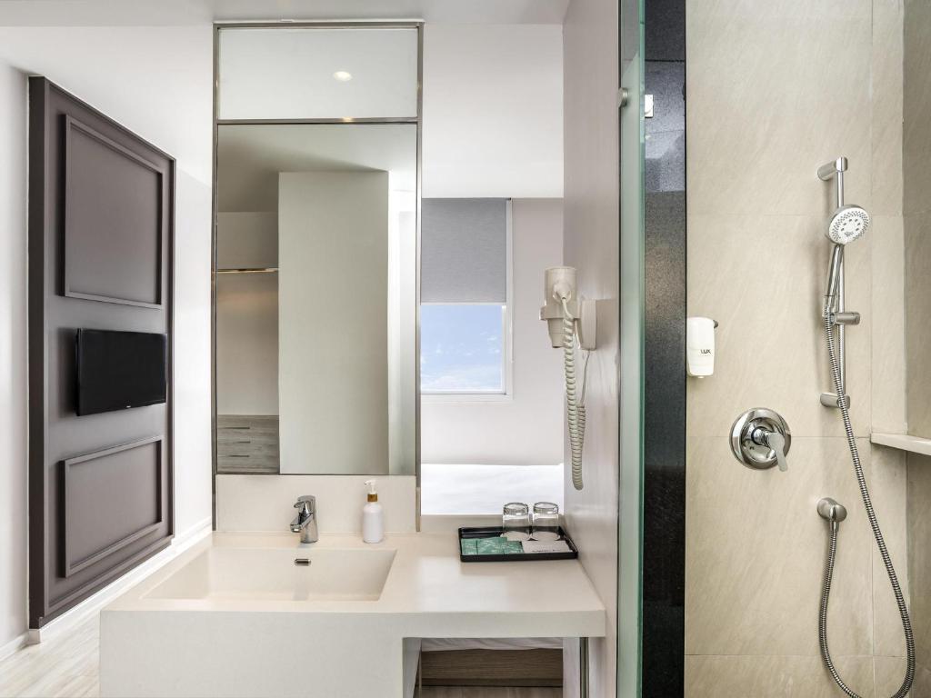 Ibis Styles Phuket City - Resim 24