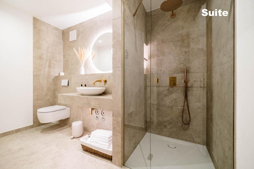 Lindgold Apartments - 19