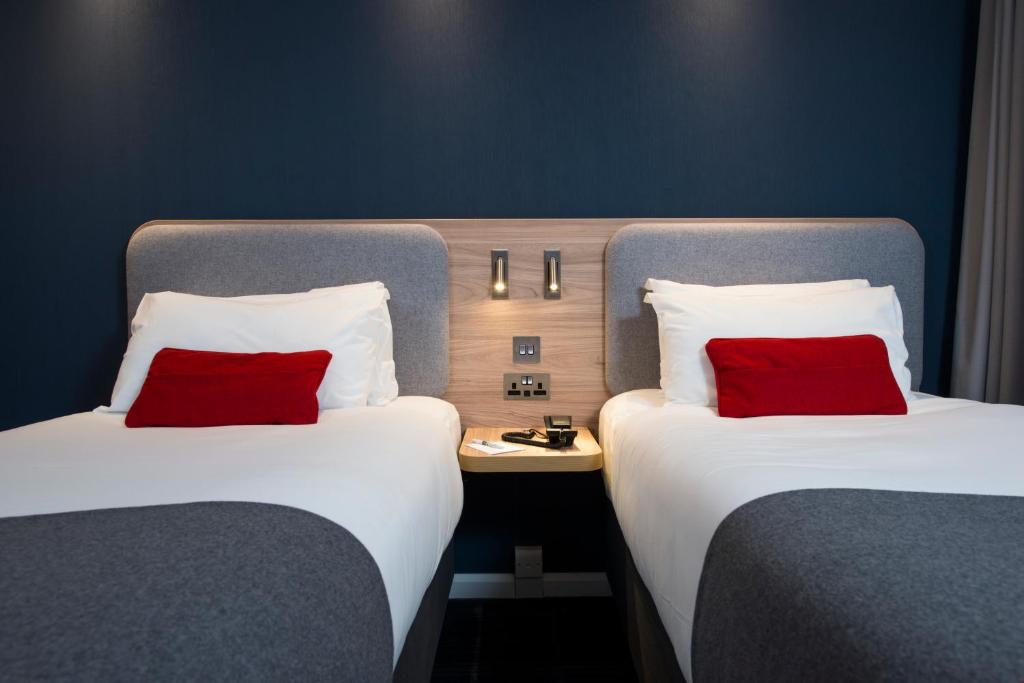 Holiday Inn Express London-Hammersmith, an IHG Hotel - 
