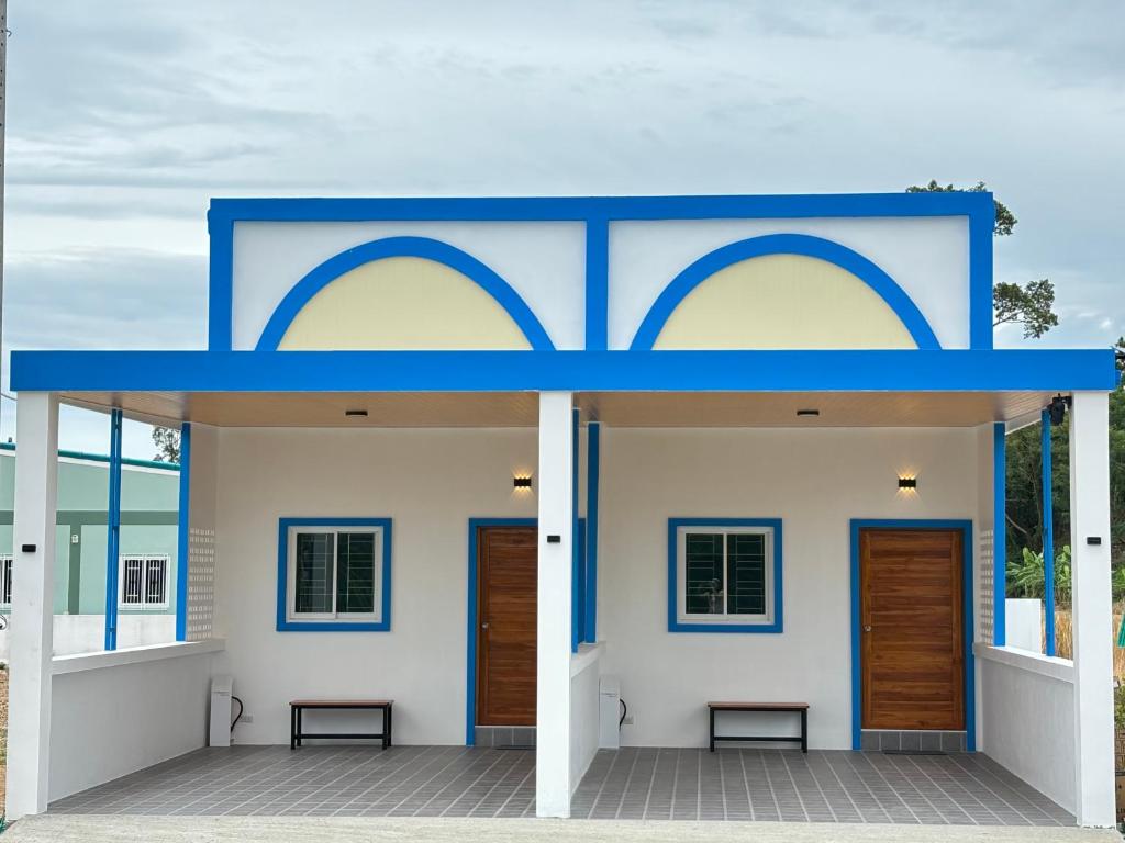 Bangunan di mana terletaknya apartmen