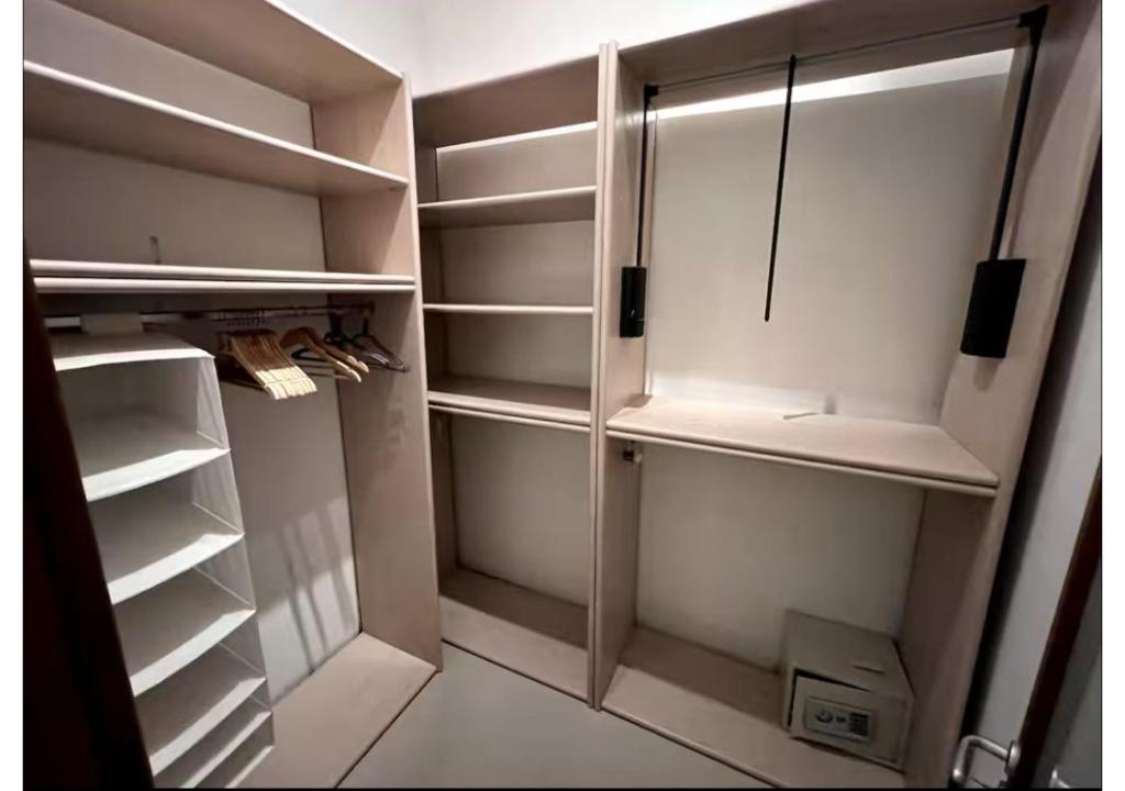 Un baño de St Julians Hideaway