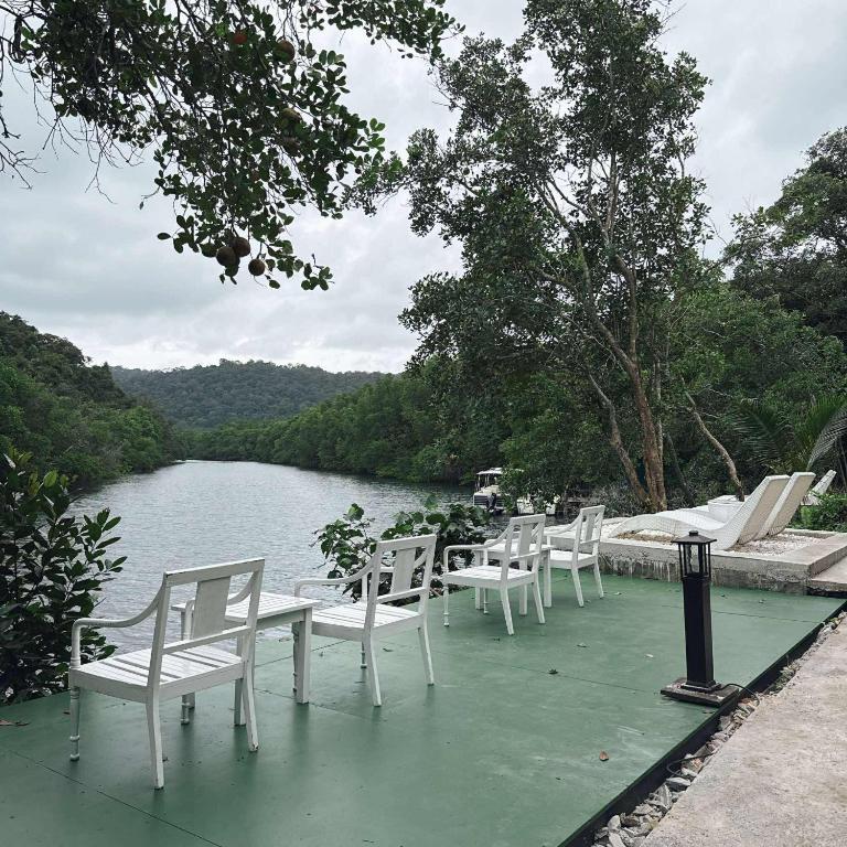 Mangrove bungalow & restaurant - 15