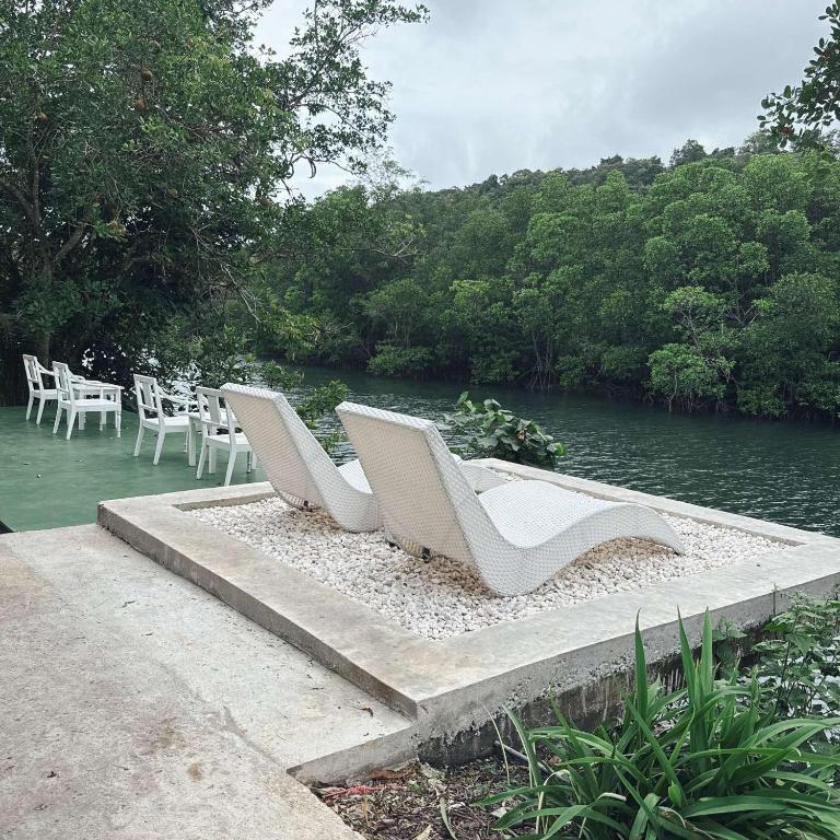 Mangrove bungalow & restaurant - 17