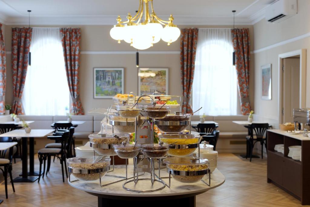 Drei Kronen Hotel Wien City - Resim 8