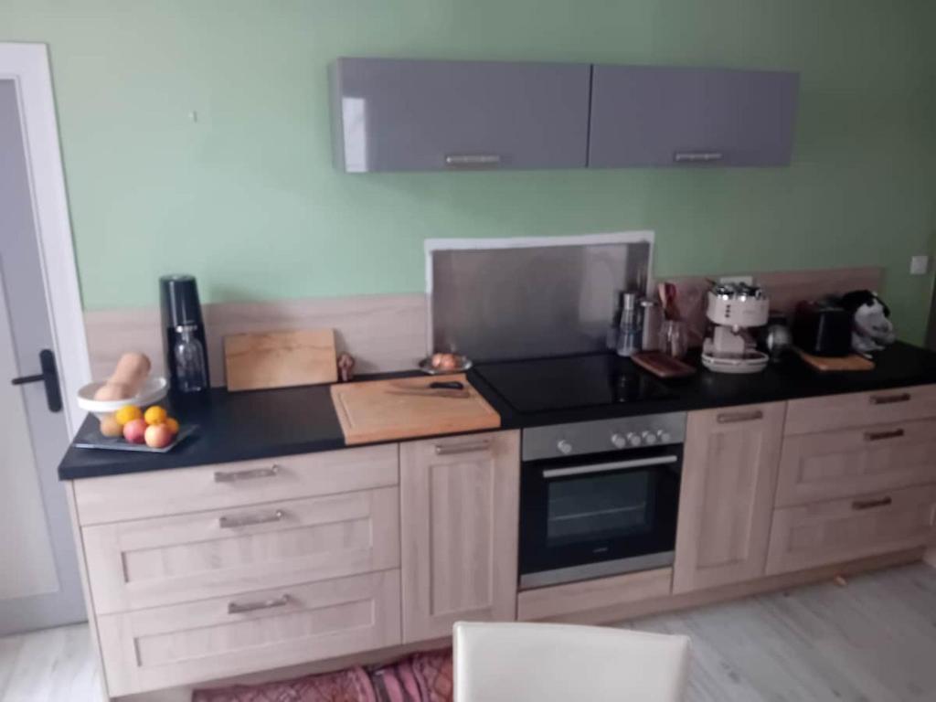 Η κουζίνα ή μικρή κουζίνα στο Appartement centre de Lodève