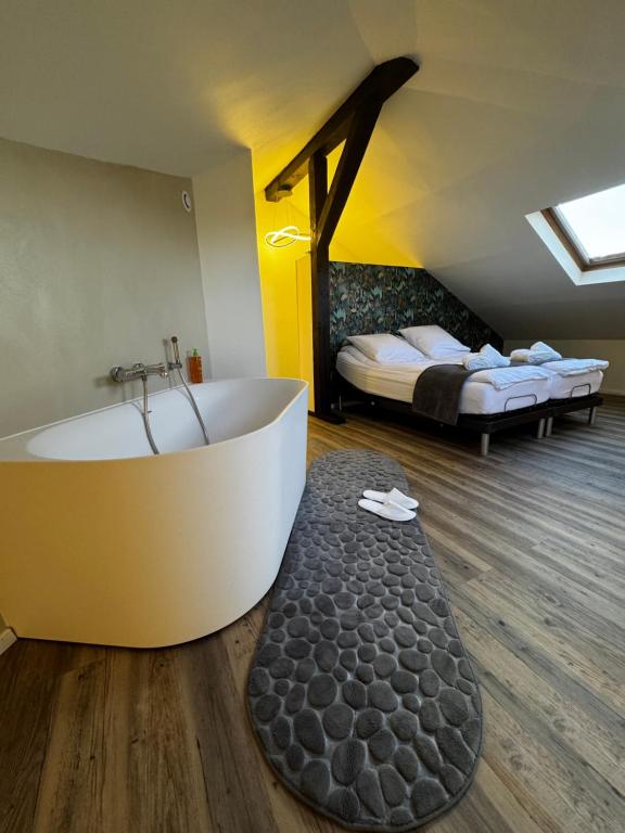 Just In Colmar, maison complète avec parking privé – photo 23