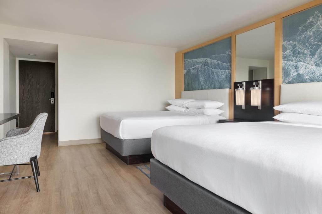 Boca Raton Marriott at Boca Center - 