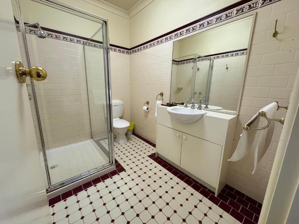 Toorak Manor Hotel Free Parking - Camera Doppia Con Letto Aggiuntivo