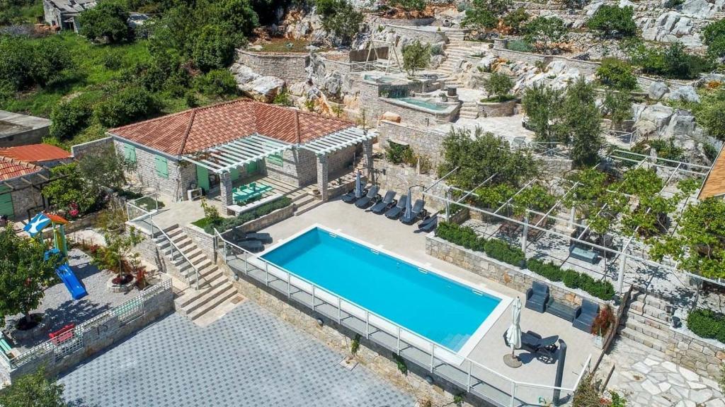 Family-friendly apartments with swimming pool Orebic, Peljesac - 20576