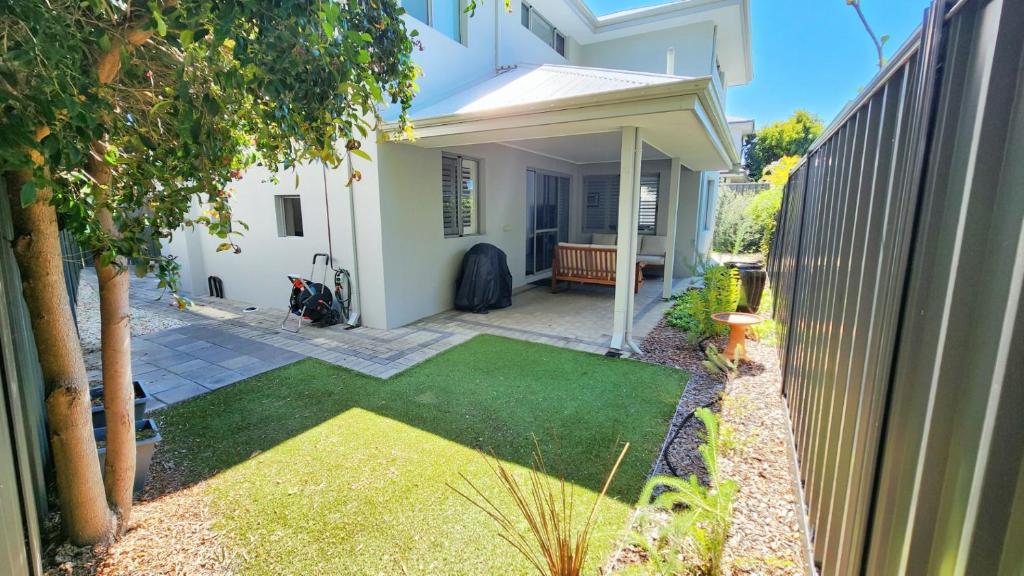 Κήπος έξω από το Palm Beach Retreat - Rockingham