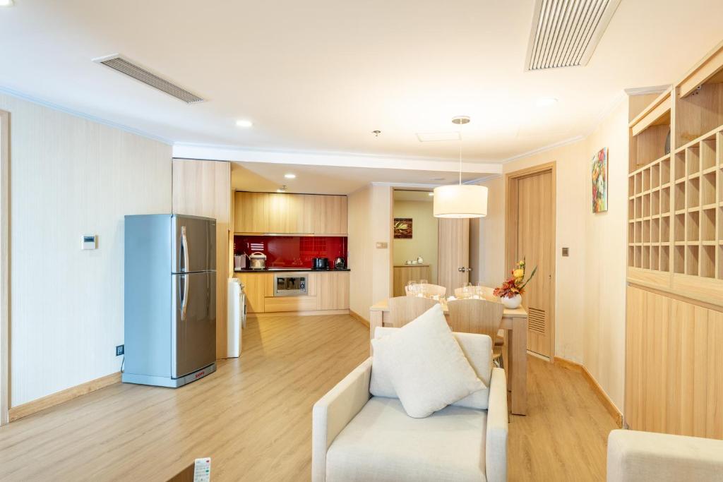 Family Two-Bedroom Apartment with View