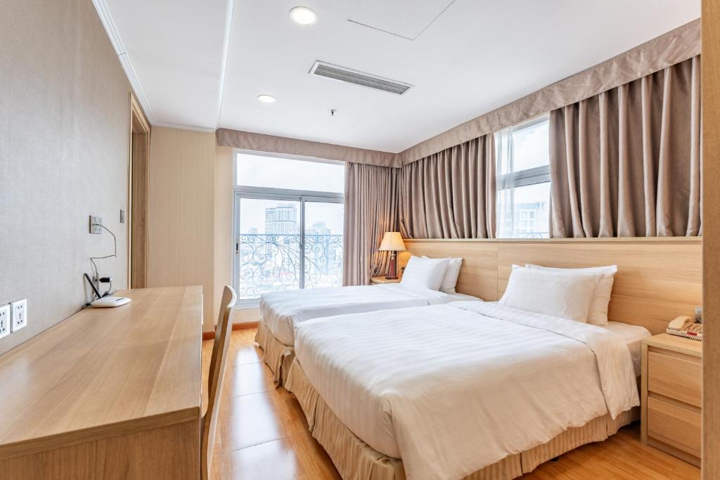 Family Two-Bedroom Apartment with View