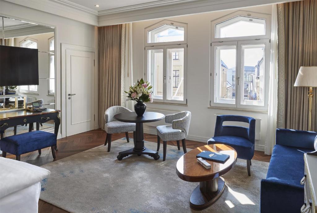 Vier Jahreszeiten Kempinski München - Resim 13