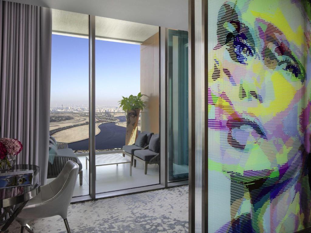 SLS Dubai Hotel & Residences - Resim 36